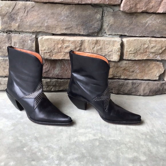 Donald J. Pliner Shoes - DONALD J. PLINER - WESTERN COUTURE - Black Boots